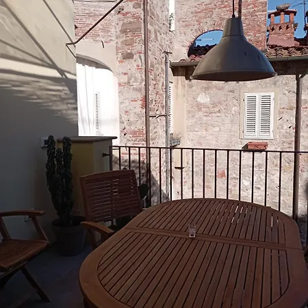 Sanfrancesco44 Appartement Lucques